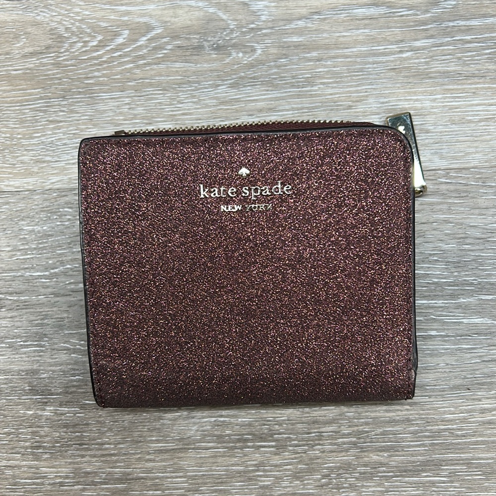 Kate Spade burgundy glitter crossbody satchel with matching wallet - Picture 8 of 16
